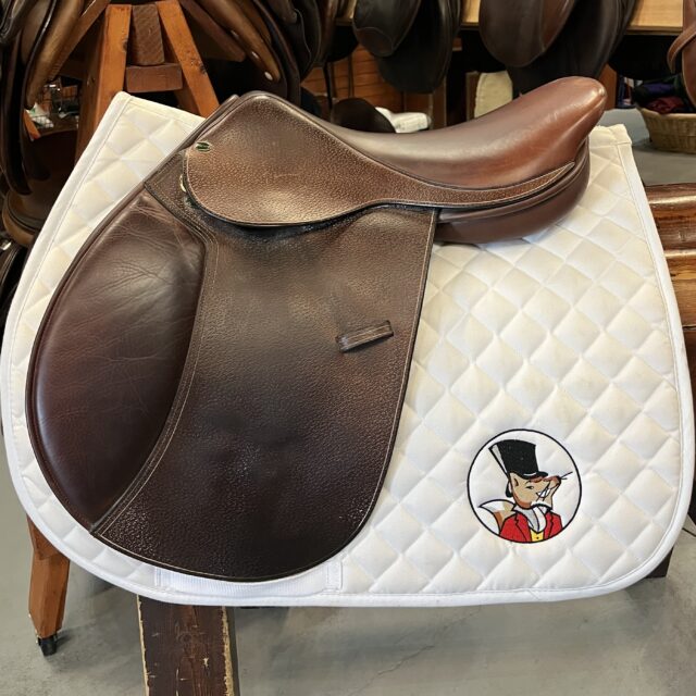 Beval Natural Saddle