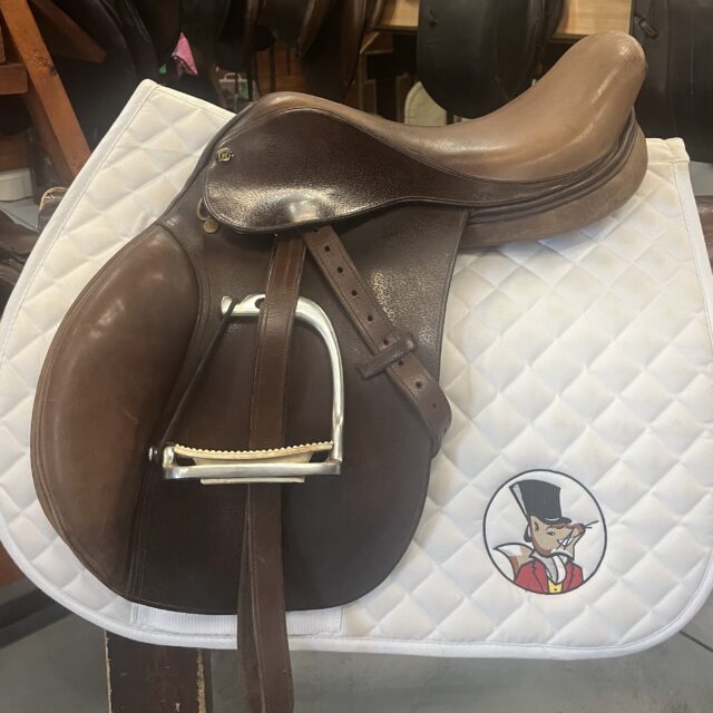 Camelot Saddle