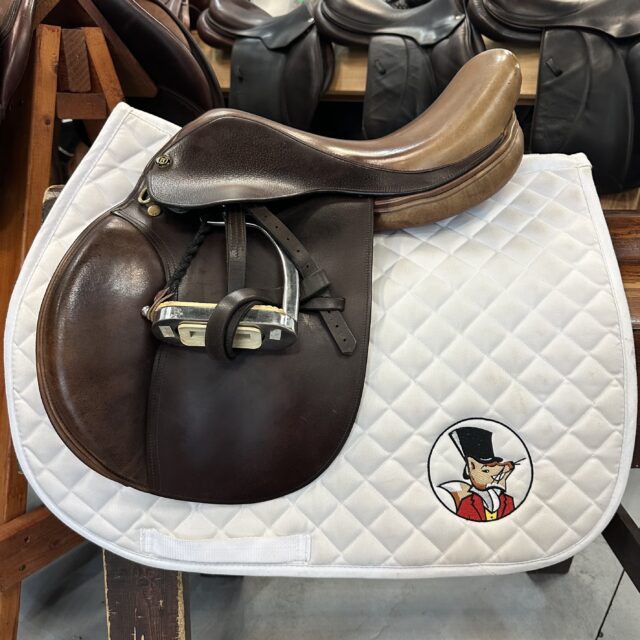 Camelot Saddle