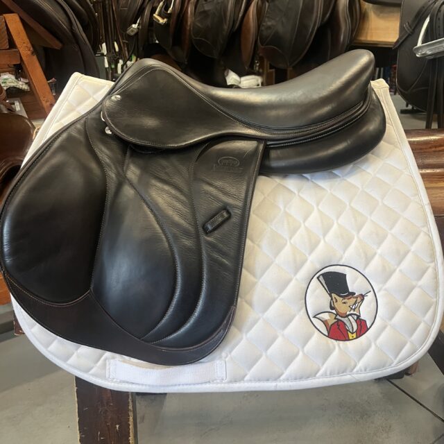 Devoucoux Biarritz C 2A 17.5"M